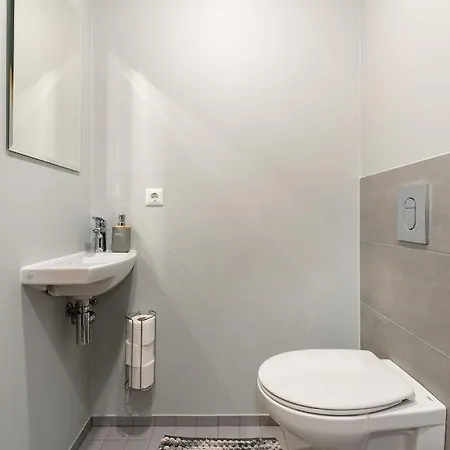 Old Town Luxury Penthouse Apartment With Emajogi View Tartu Exteriör bild