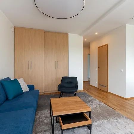 Old Town Luxury Penthouse Apartment With Emajogi View Tartu Exteriör bild