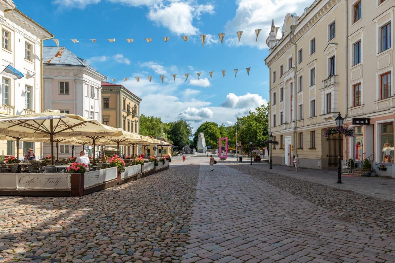 Apartment Old Town Luxury Penthouse With Emajogi View Tartu