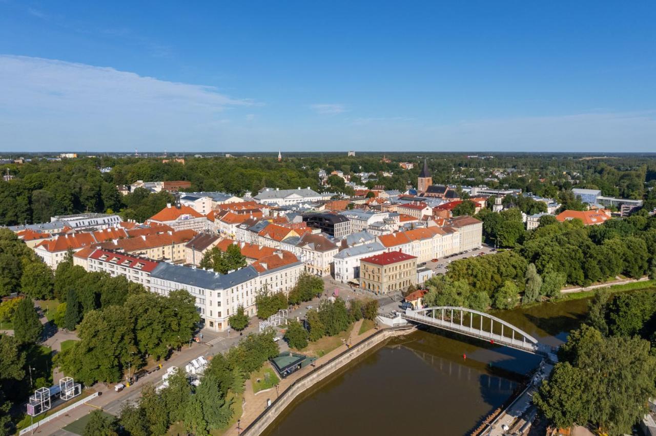Apartment Old Town Luxury Penthouse With Emajogi View *